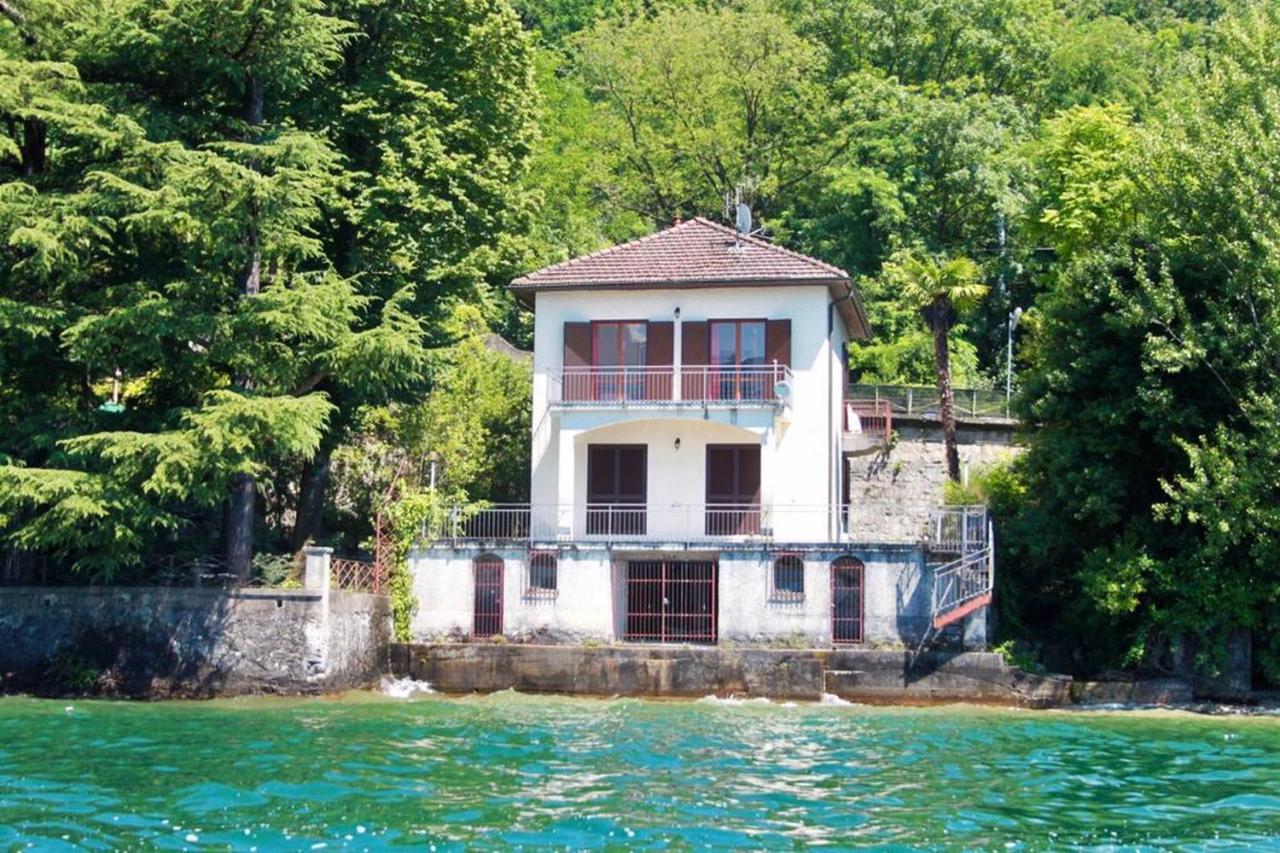 Casa Spiaggia Brezzo Luaran gambar